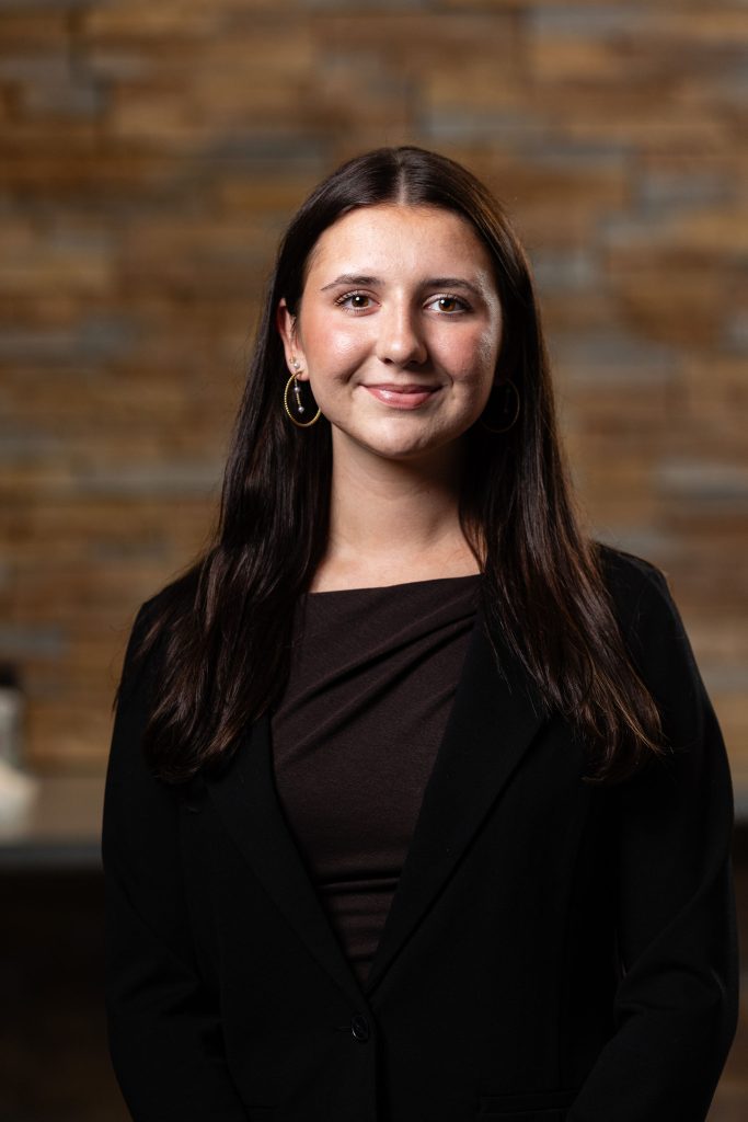 Headshot of Lucy Filip